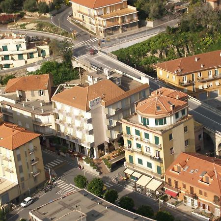 Hotel Galleano Лайгуэлья Экстерьер фото